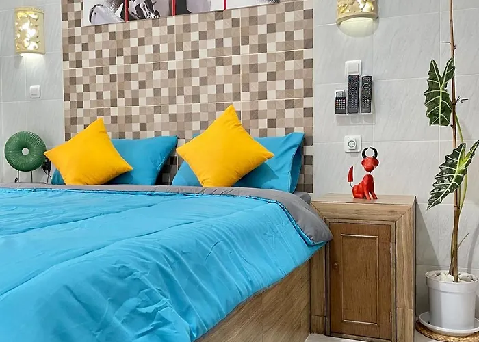 1 Bedroom Private With Kitchen *