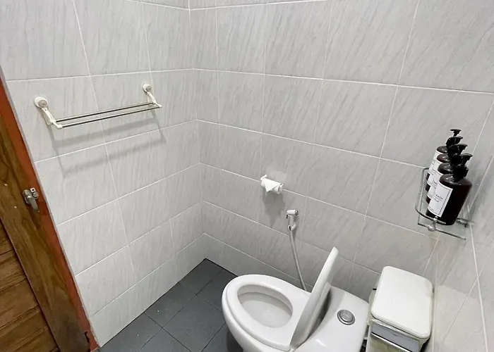 1 Bedroom Private With Kitchen